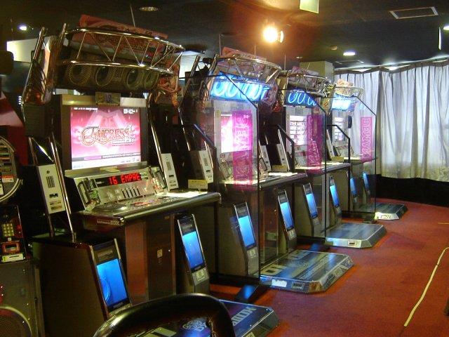 千葉 ラッキー中央店 フェリシダ 全国の音ゲーがあるゲーセン